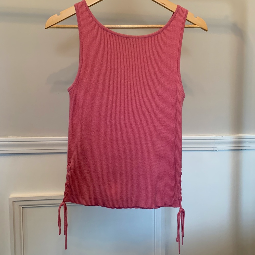 One Step Up Knitwear Pink Sleeveless Crewneck Knit Sweater Size L Fits like M